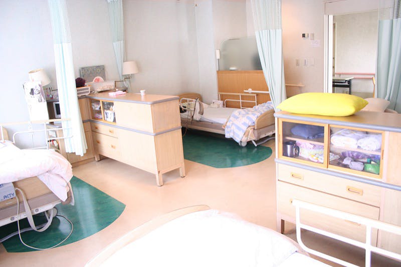 介護老人保健施設 南大沢ホロス由木 居室