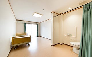 なかよしホーム八幡 居室