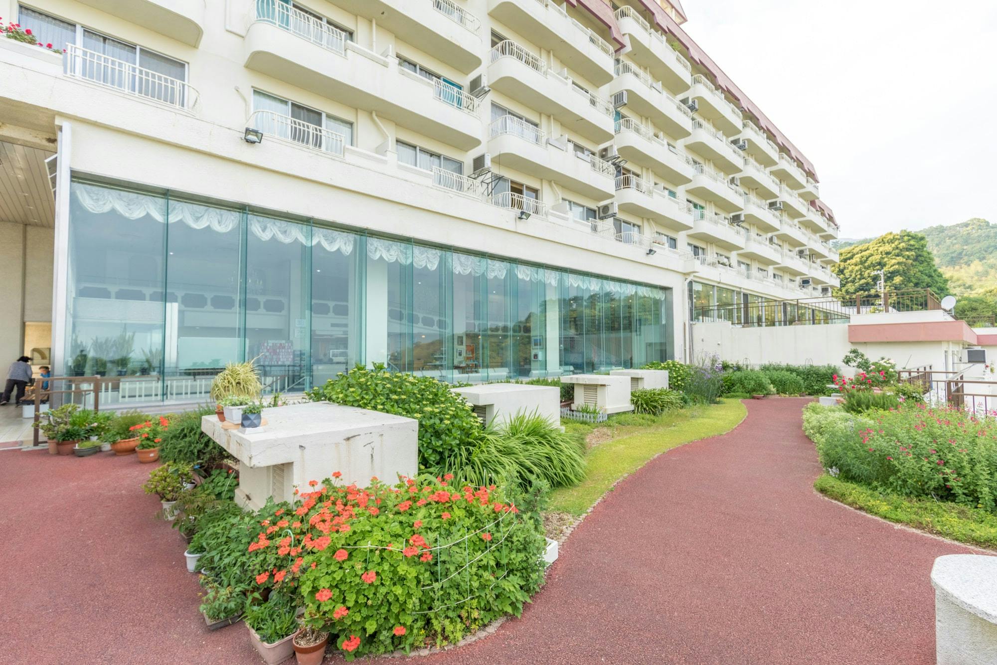 中銀ライフケア熱海〔来の宮〕 屋上庭園