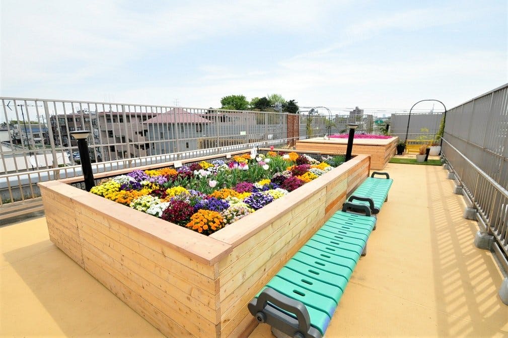 グランフォレスト氷川台 屋上庭園