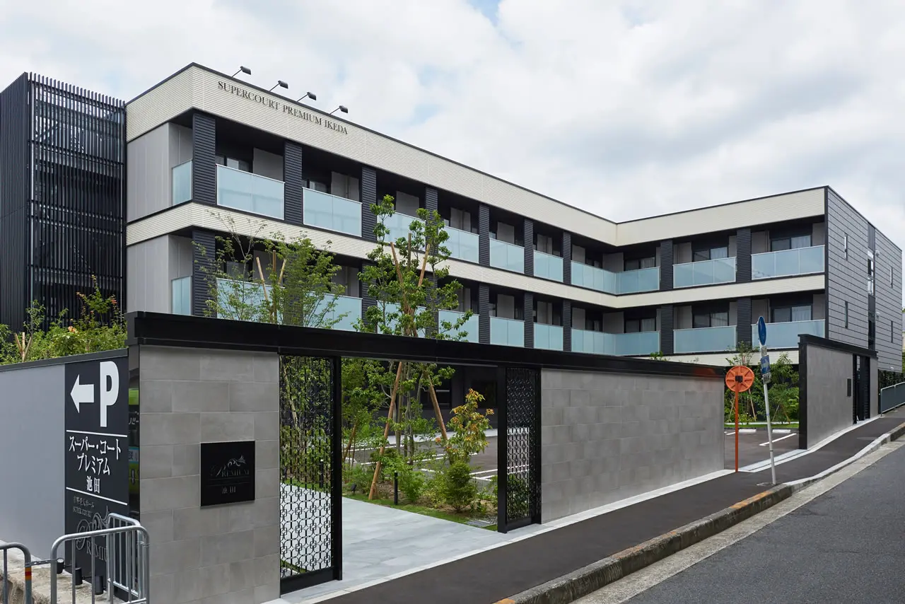 スーパー・コートプレミアム池田 外観