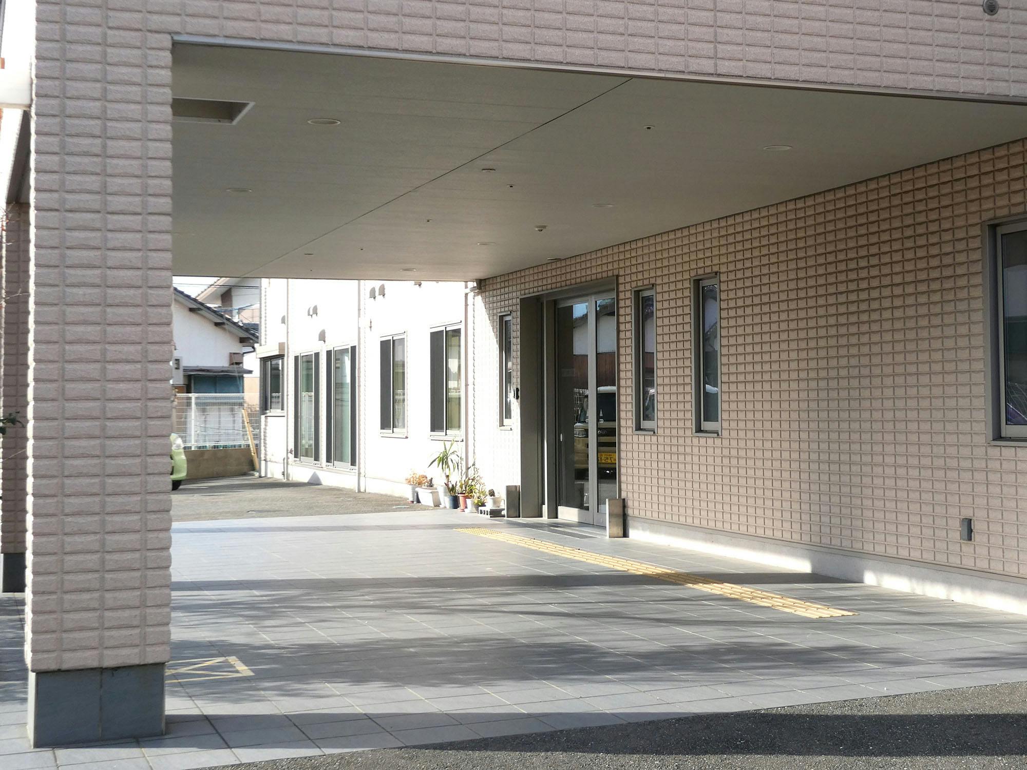 サービス付き高齢者向け住宅ブライカ 入口