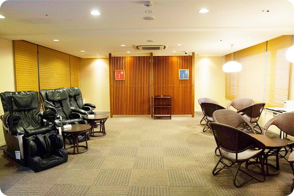 レジアス百道 湯上がりラウンジ「利楽」