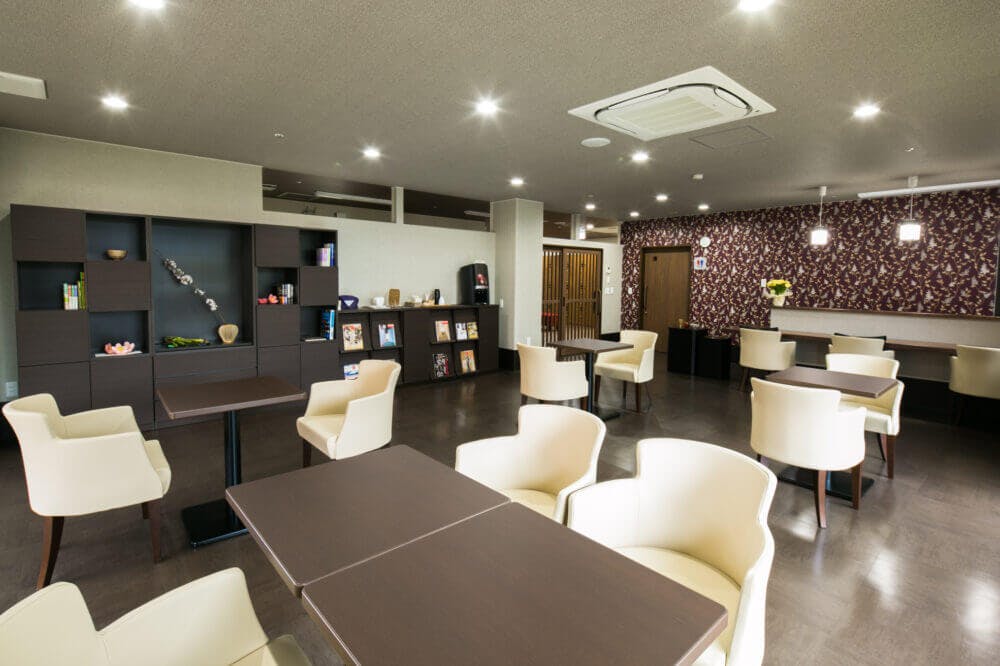 プレミアムハートライフ大岩 Coffee&Tea Room 花水木