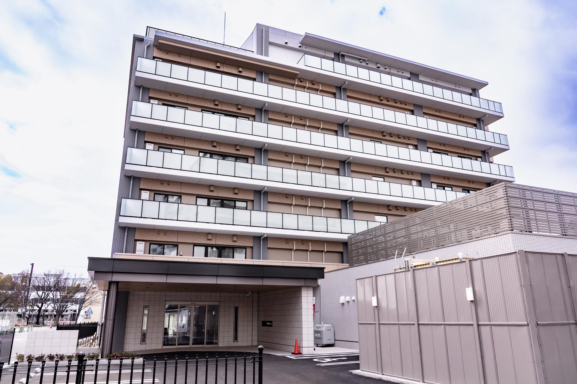 SOMPOケア ラヴィーレ平和大通り 外観