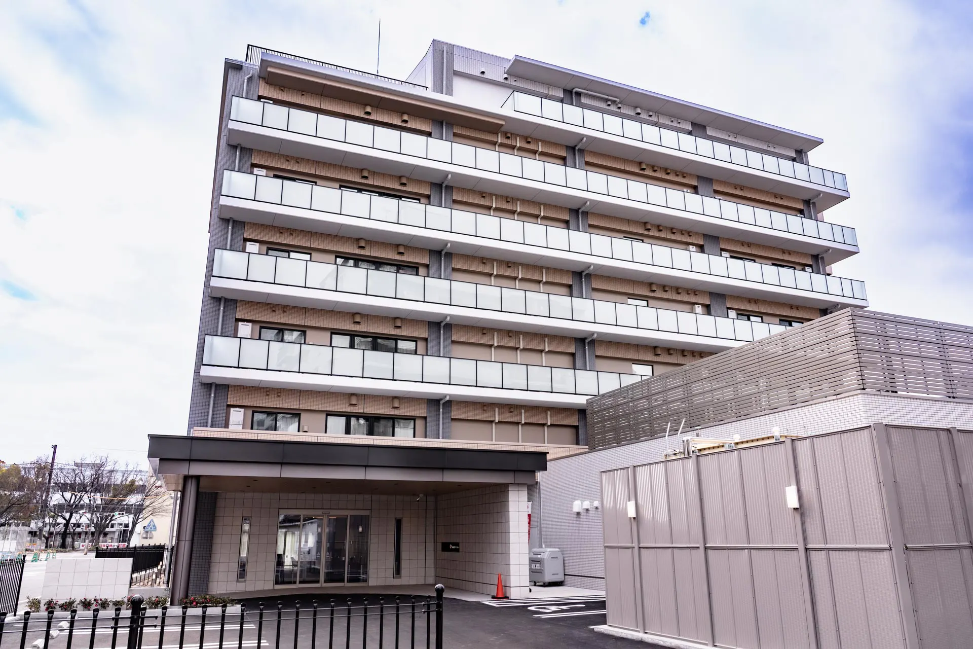 SOMPOケア ラヴィーレ平和大通り 外観