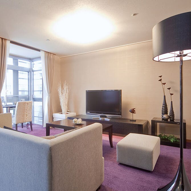 モーニングパーク主税町 洋室