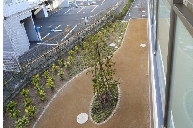 メディカルホームここち大元 庭