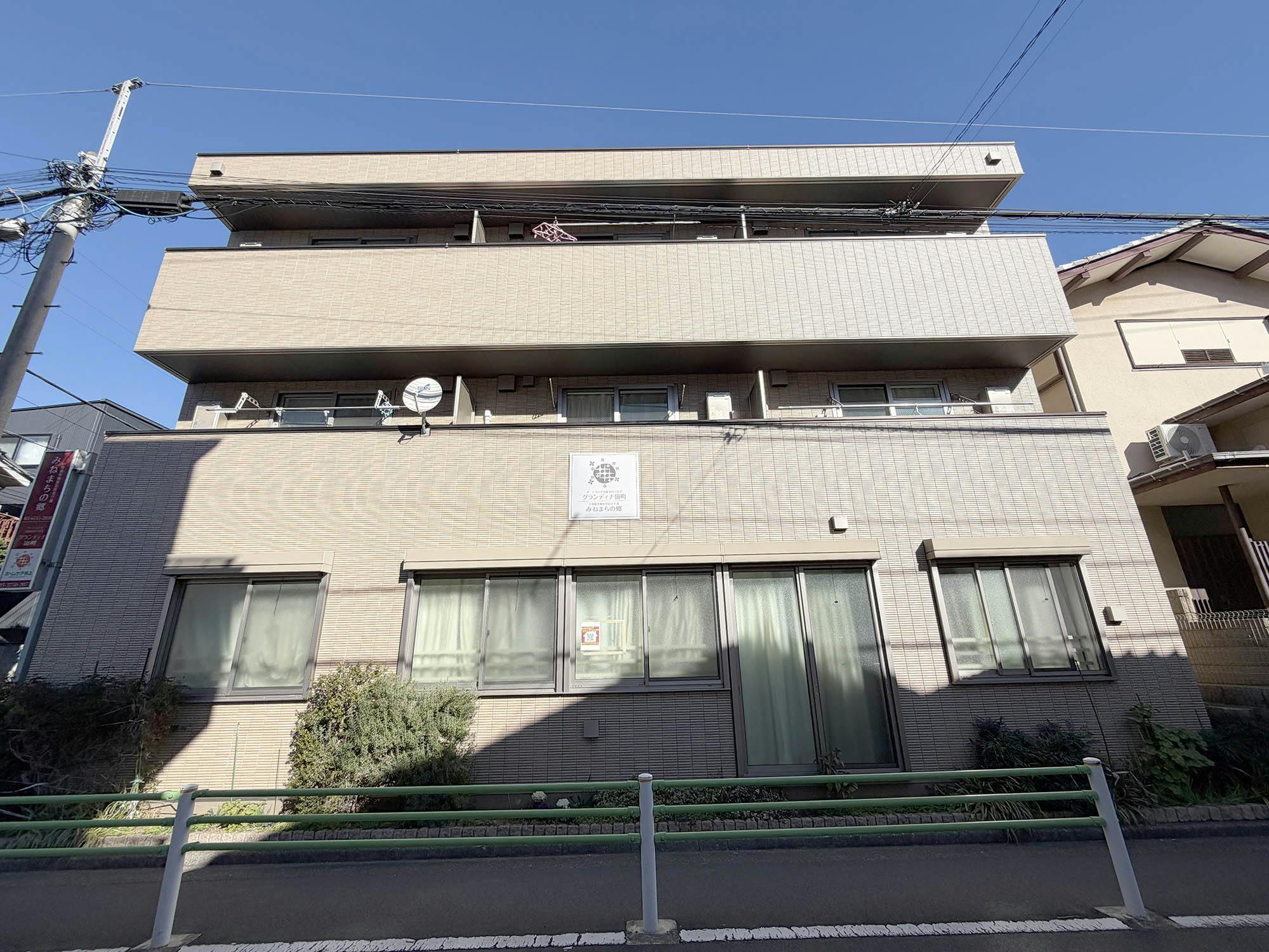 グランディナ嶺町 外観