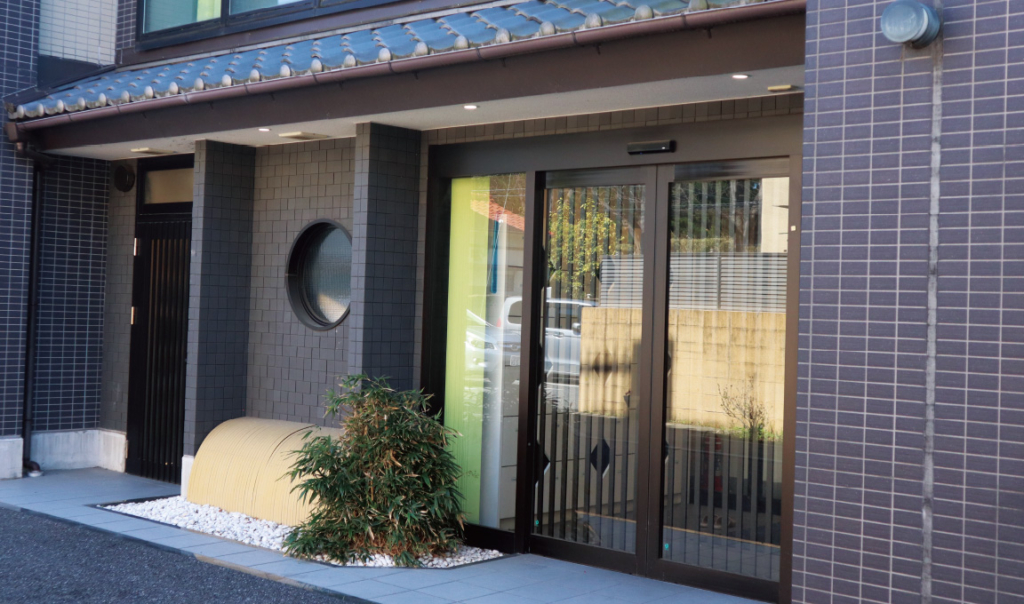 ニチイメゾン柴又 エントランス