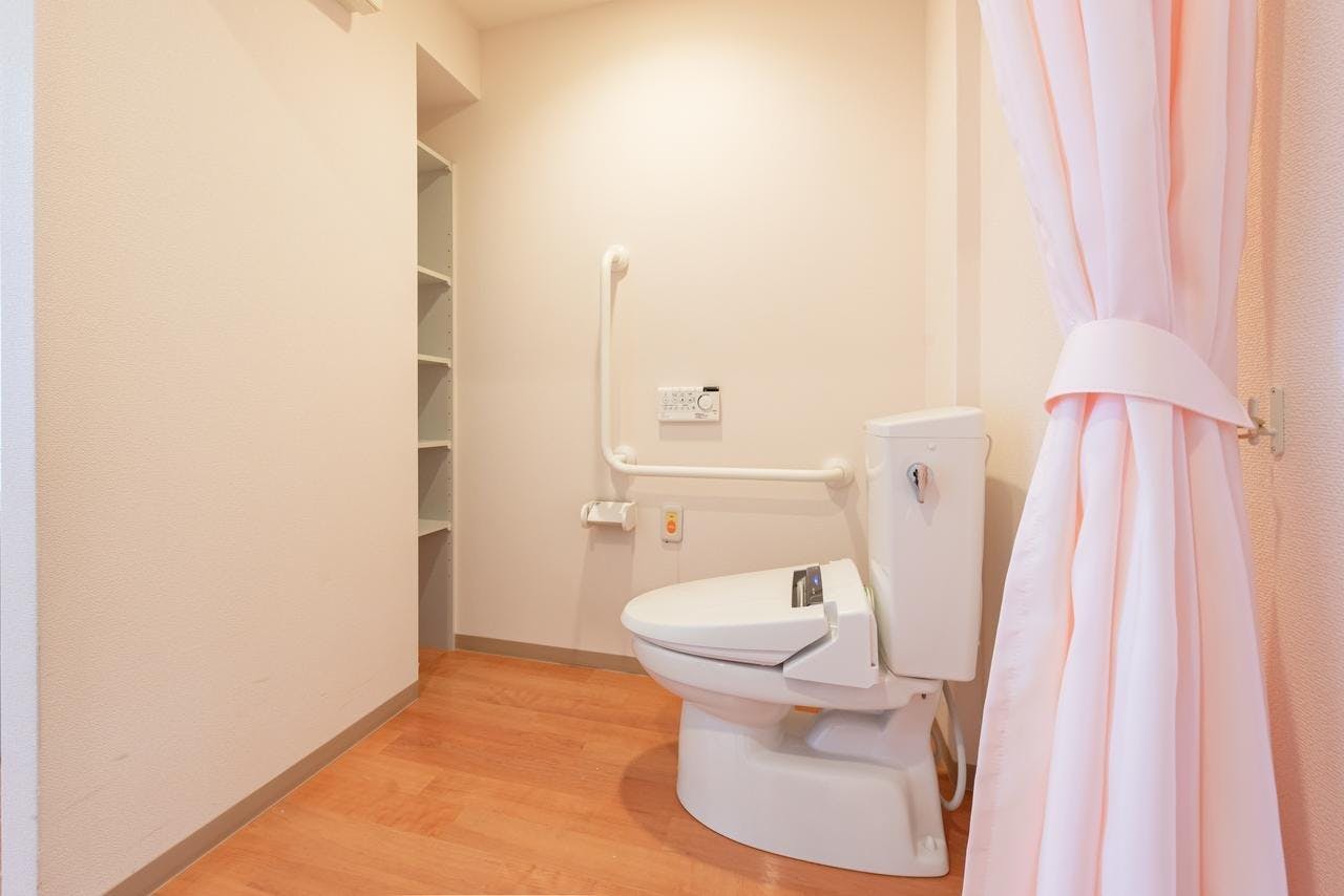 イリーゼ市川・別邸 居室トイレ