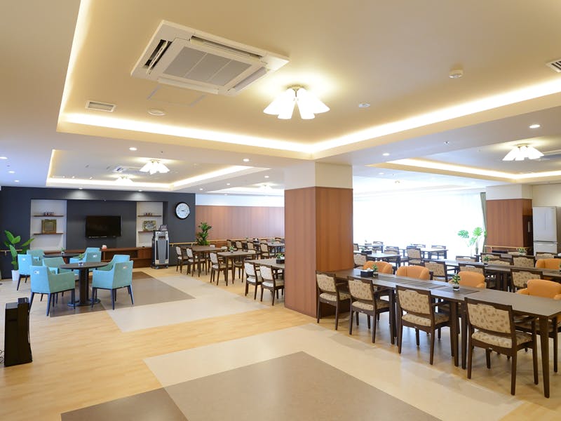 介護付有料老人ホーム プレザングラン 大田多摩川 食堂