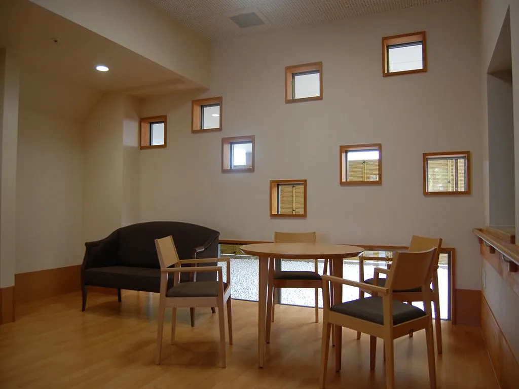 住宅型有料老人ホーム すみれの丘 食堂