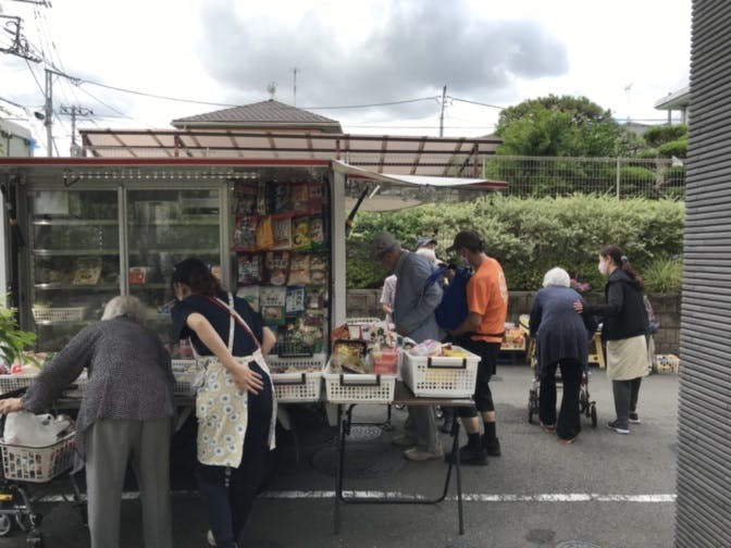 そんぽの家Ｓ国領 訪問販売