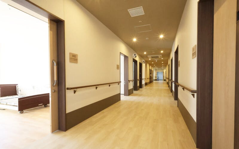 【パーキンソン病専門施設】PDハウス国立 廊下