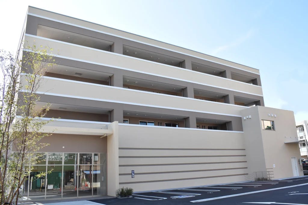 ベストライフ横浜大口 外観