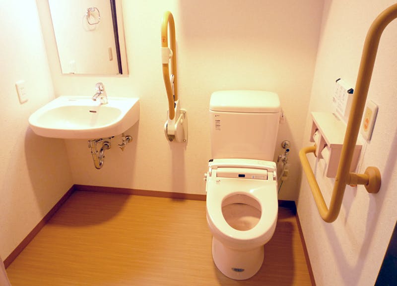 そうごうケアホーム寝屋川本町 共用トイレ