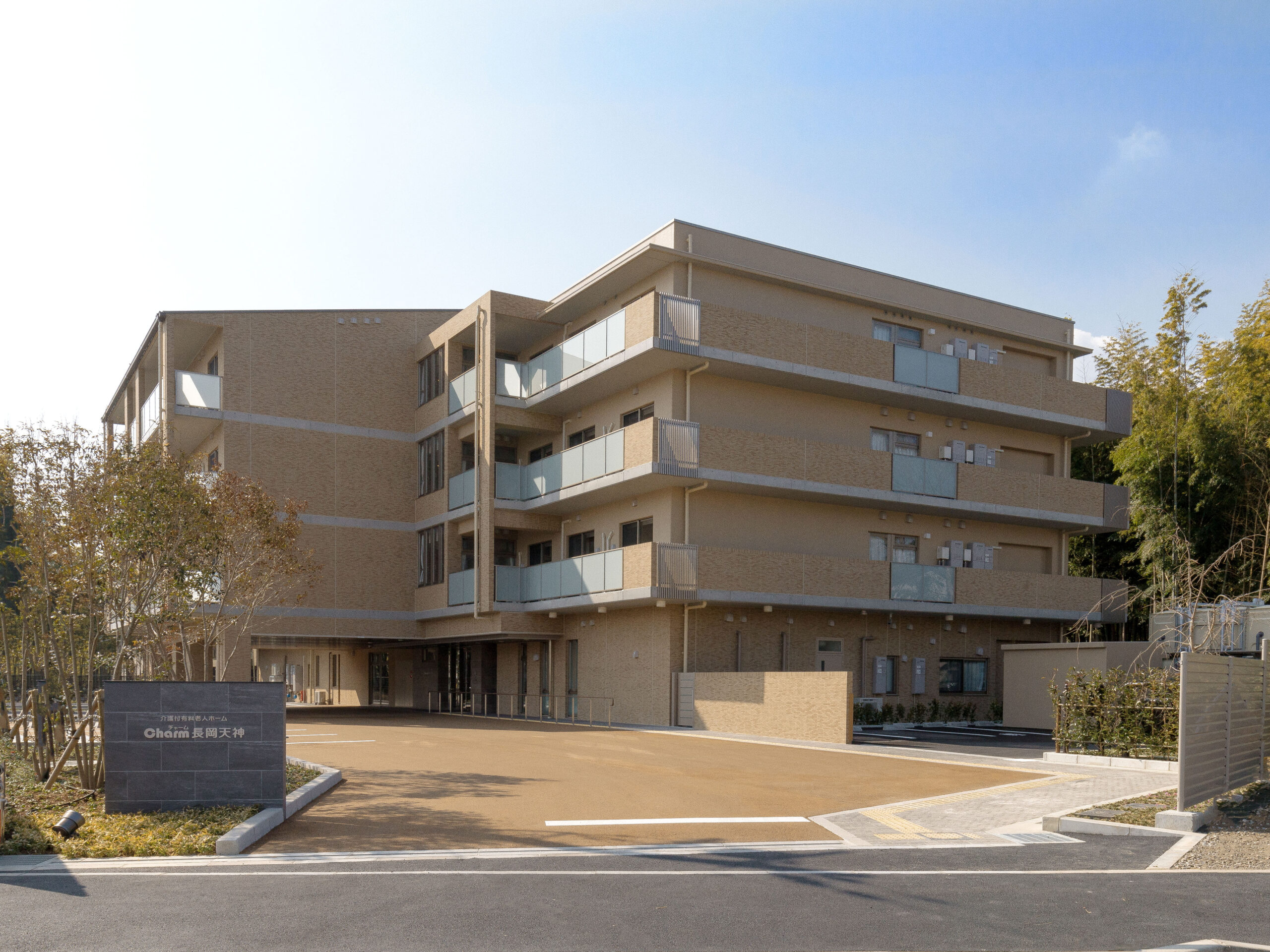 チャーム長岡天神 外観