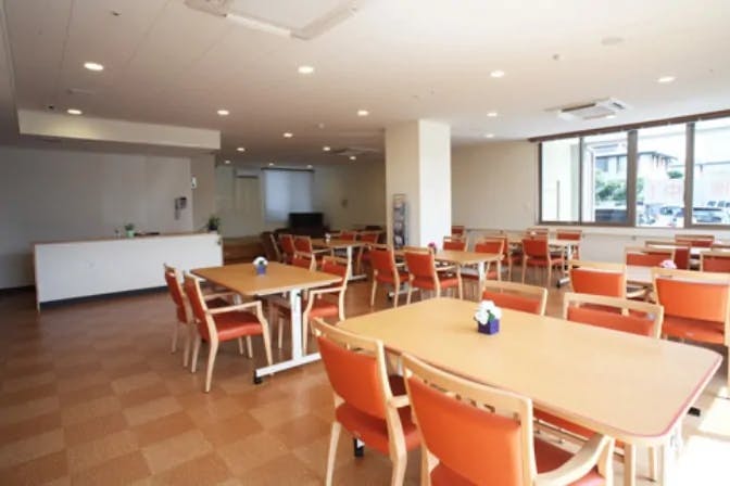 アリビオ長嶺南 食堂