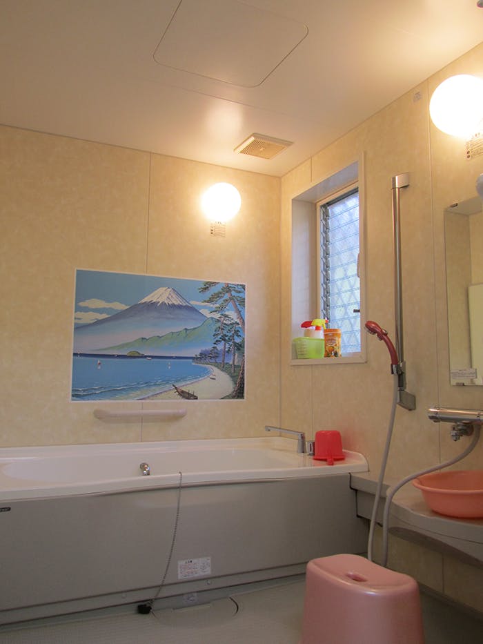 グループホームことりの森 浴室
