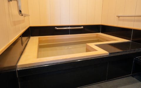 シルバービレッジ八王子 檜風呂