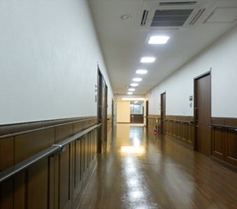 グランパーシモン 廊下