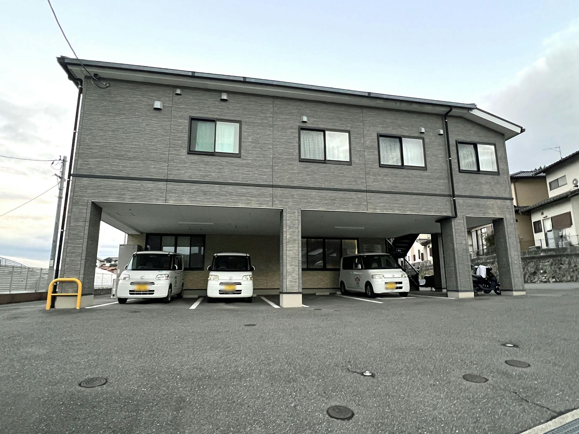 グループホームとまとやすにし 駐車場