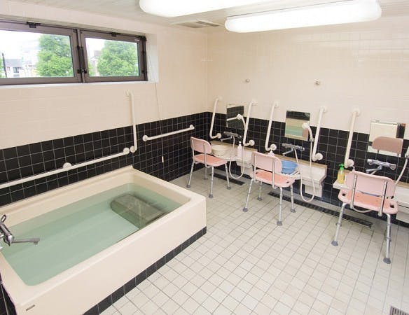 応援家族あすみが丘 浴室(大浴場)