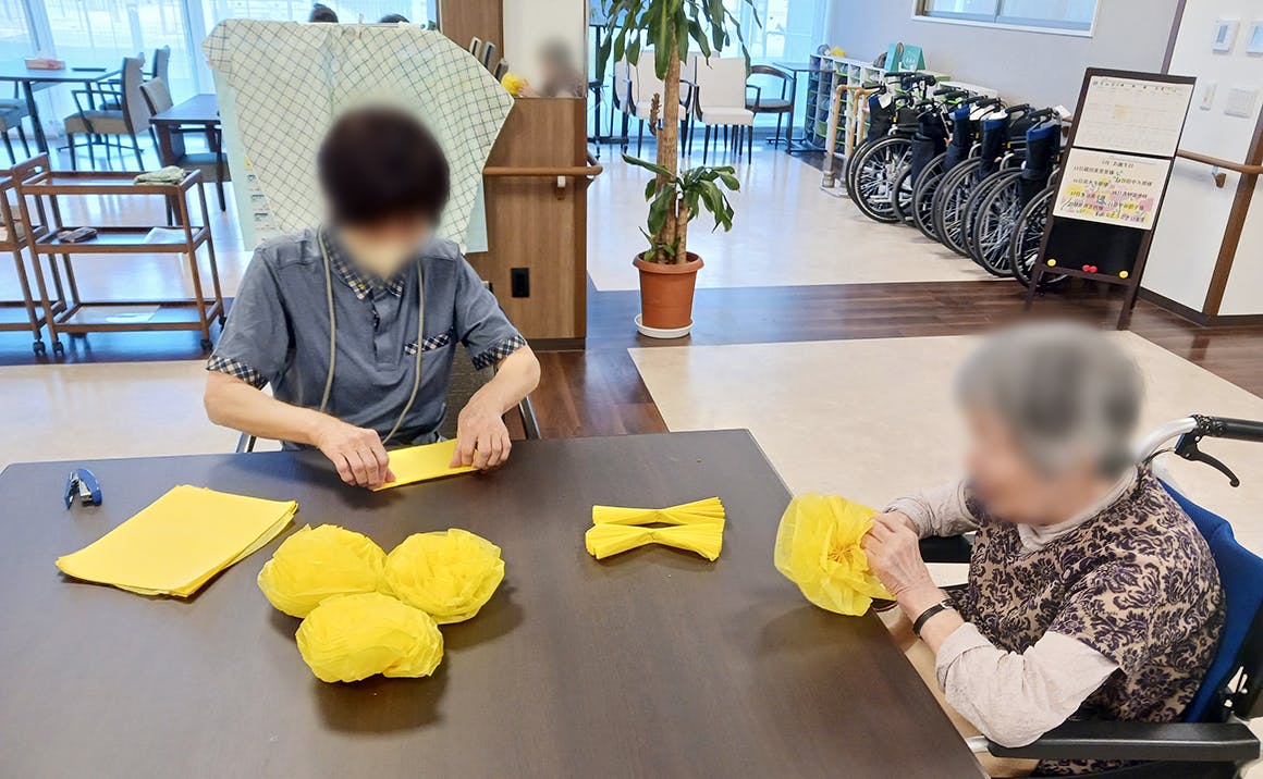プレザンメゾン姫路広畑 手作りフラワー作り