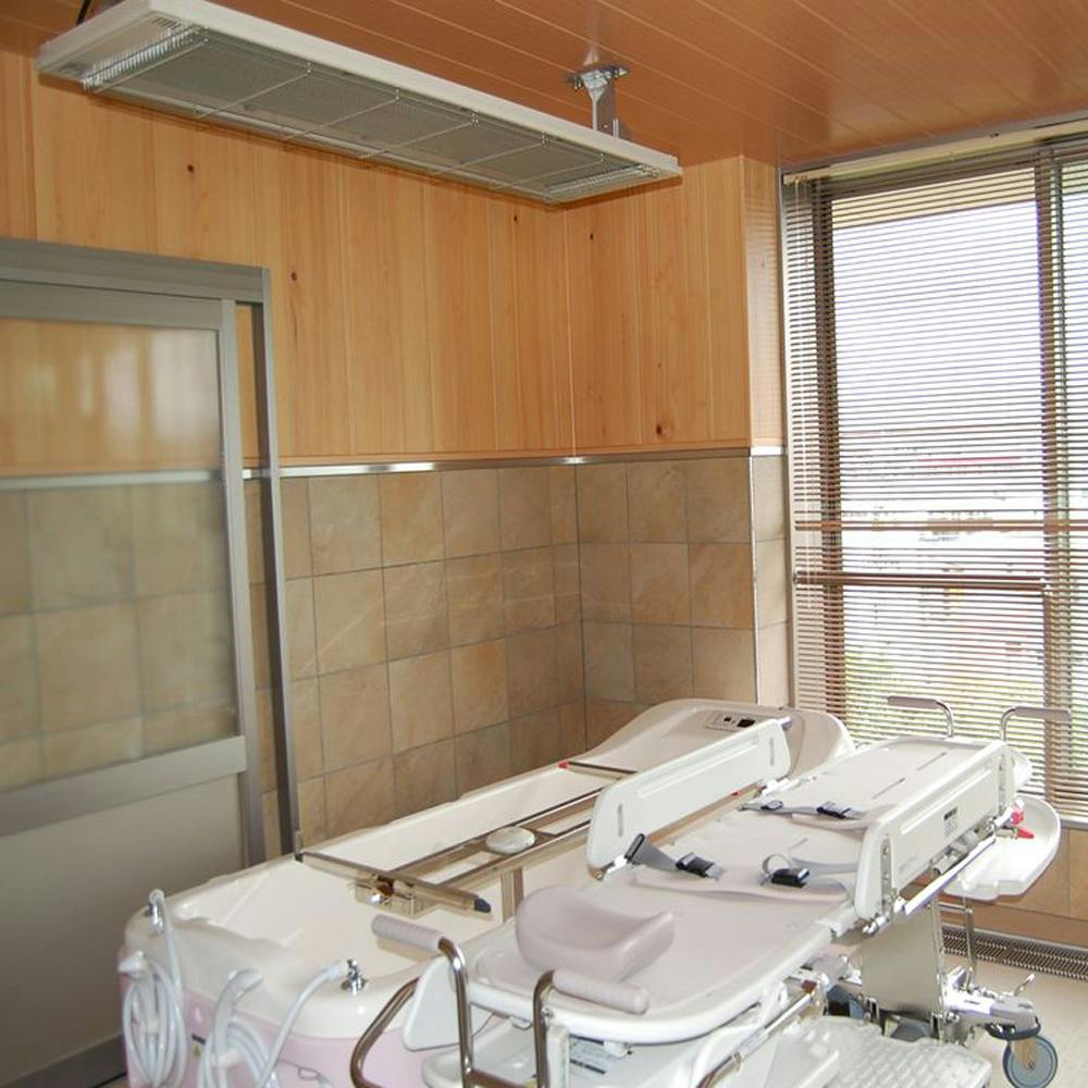 住宅型有料老人ホーム すみれの丘 機械浴