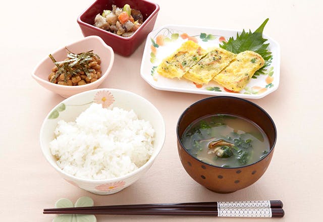 ニューソフィアコートつかざき 朝食