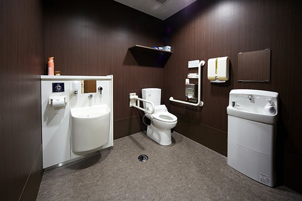 スーパー・コート京・四条大宮 共用トイレ